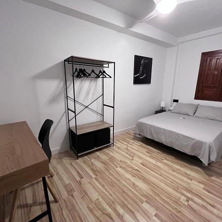 Apartamento Con Patio Para 4 En El Casco Historico Córdoba Buitenkant foto